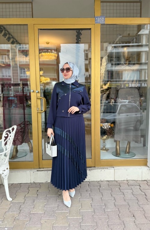 JAKARLI ETEKLİ TAKIM