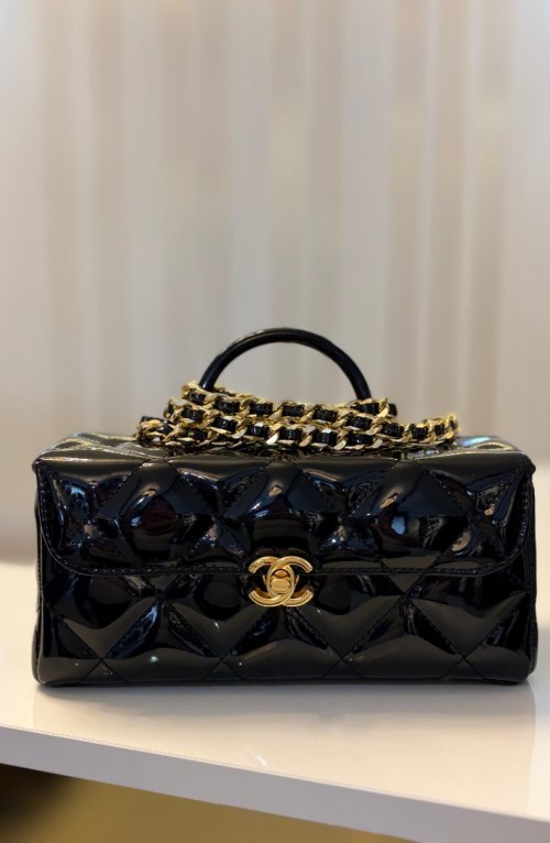 CHANEL SİYAH ÇANTA 