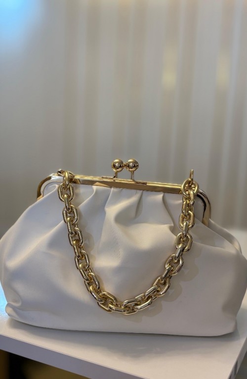 GOLD ZİNCİR BEYAZ ÇANTA GOLD ZİNCİR BEYAZ ÇANTA